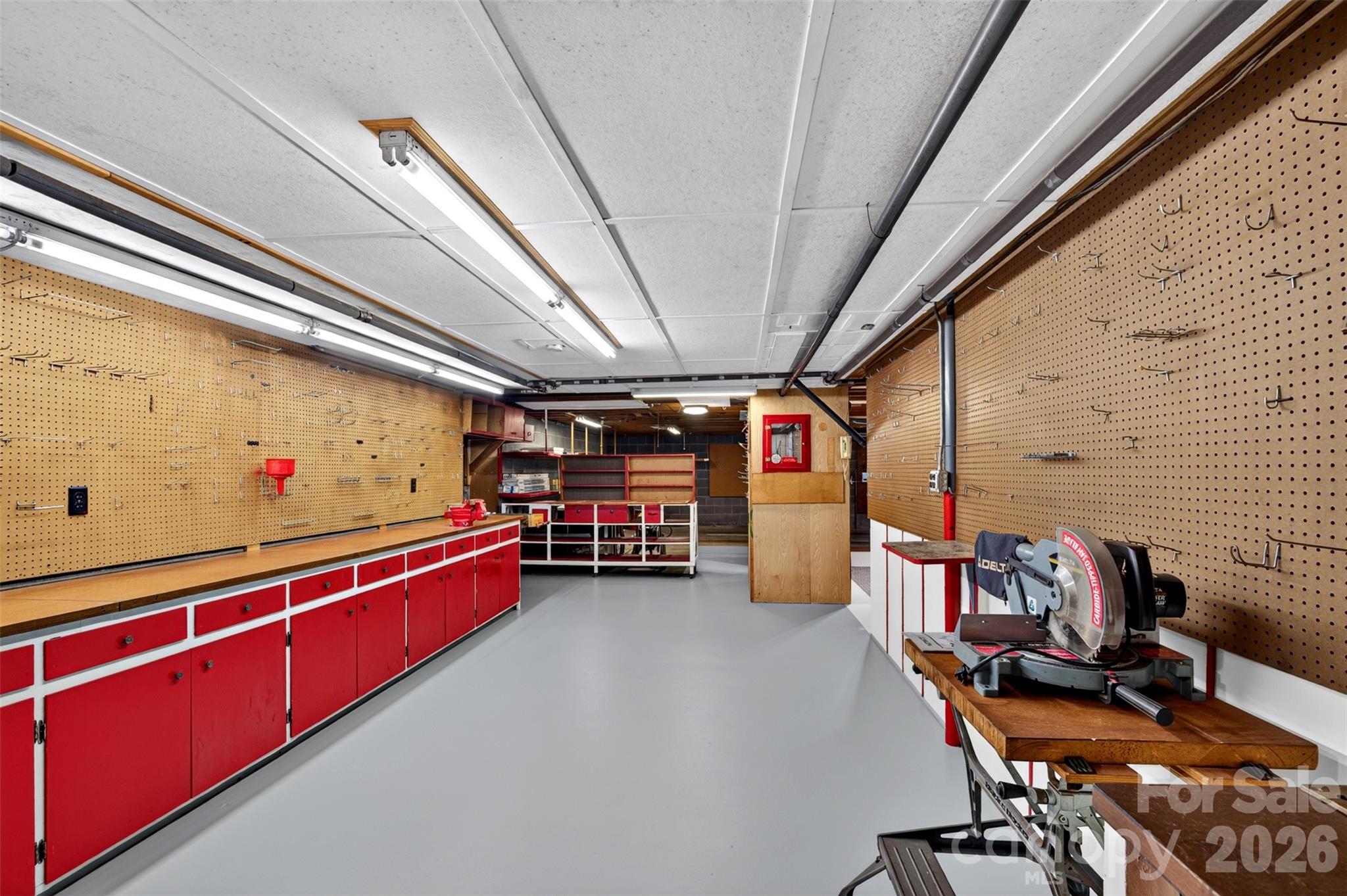 Unfinished basement-Workshop - 1007 Woodland Street SE, Valdese