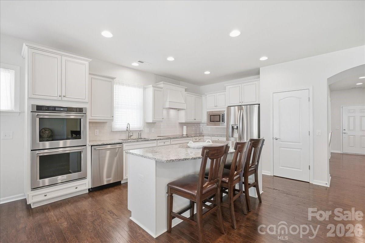 Double ovens - 389 Harvest Valley Lane, Fort Mill