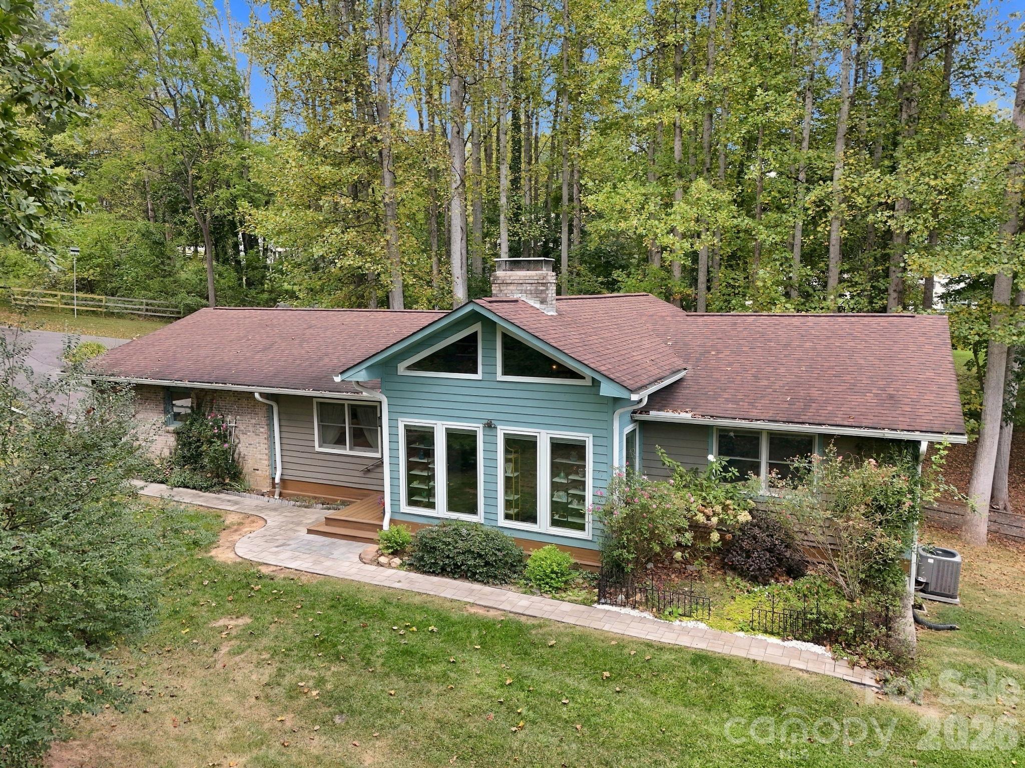 14 Cambridge Drive