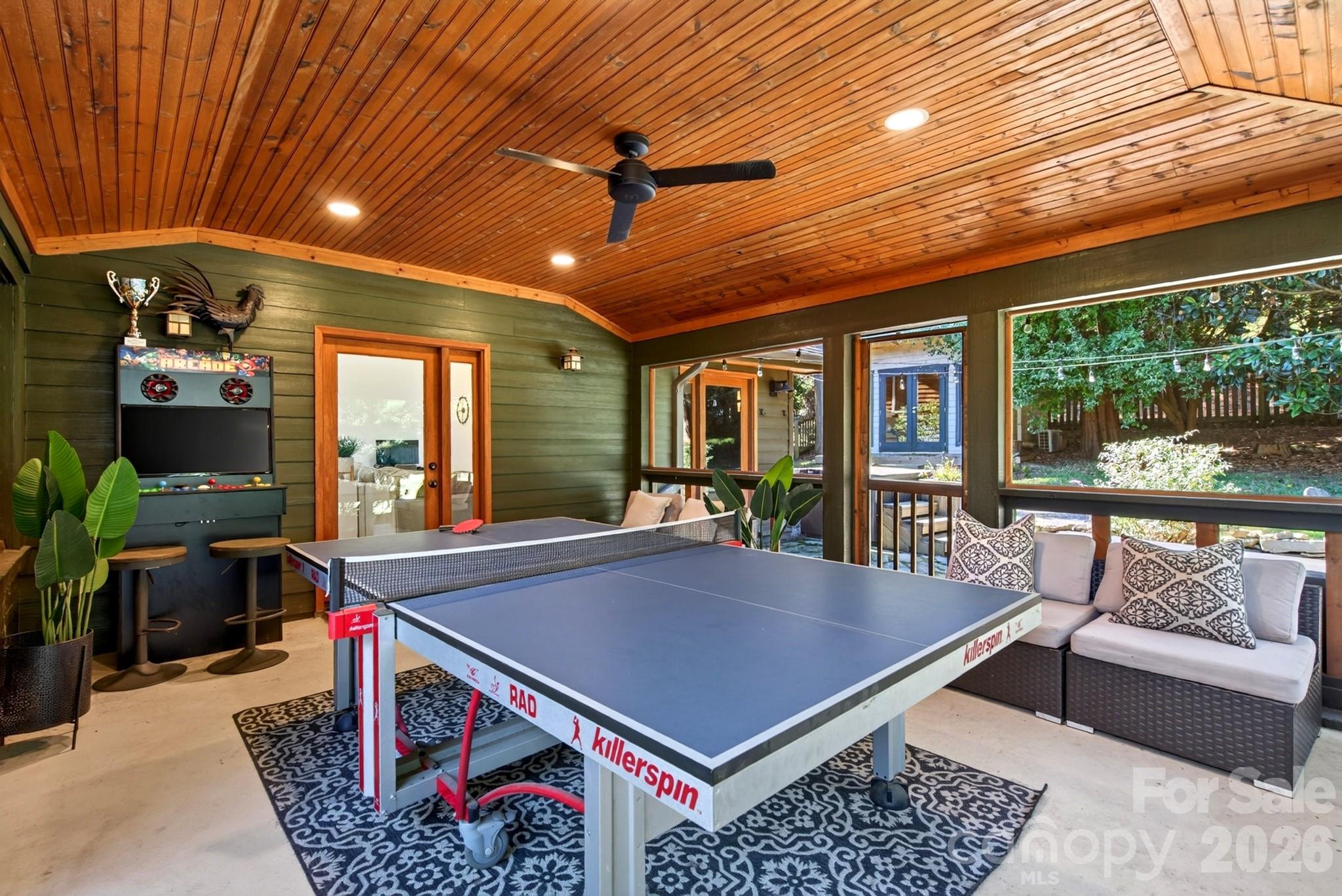Amazing space for enjoying the outdoors - 5 Inglewood Road, Asheville