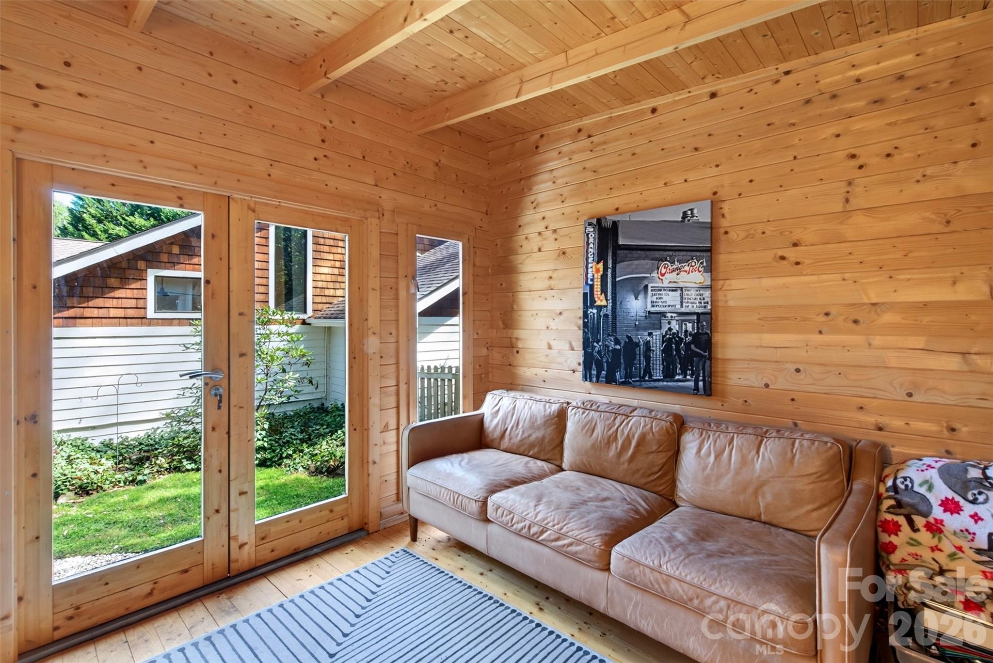 Attractive Scandinavian wood finishes - 5 Inglewood Road, Asheville