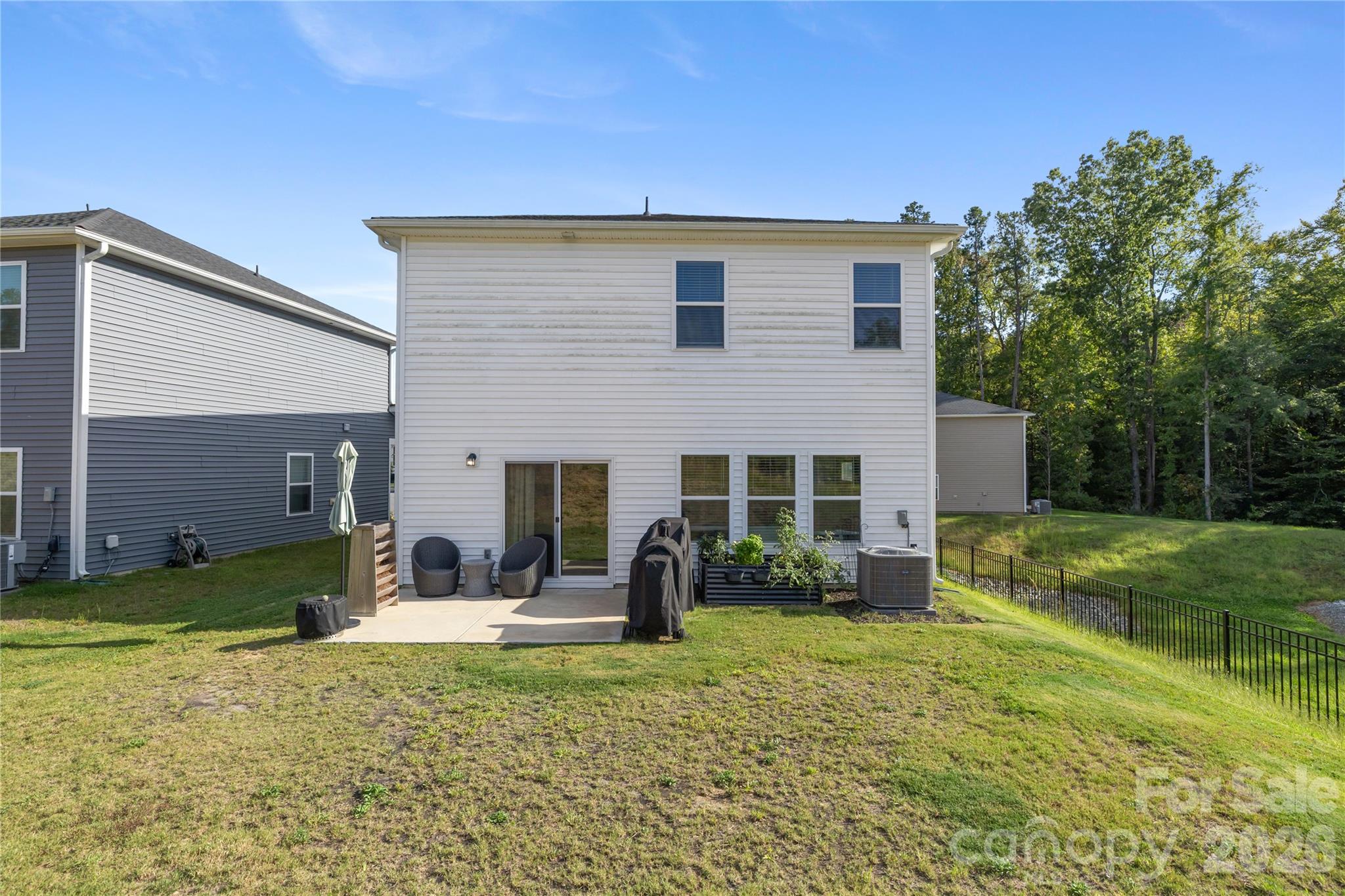 Single Family Residence at 1107 Harland Street, Charlotte, photo 23 of 24