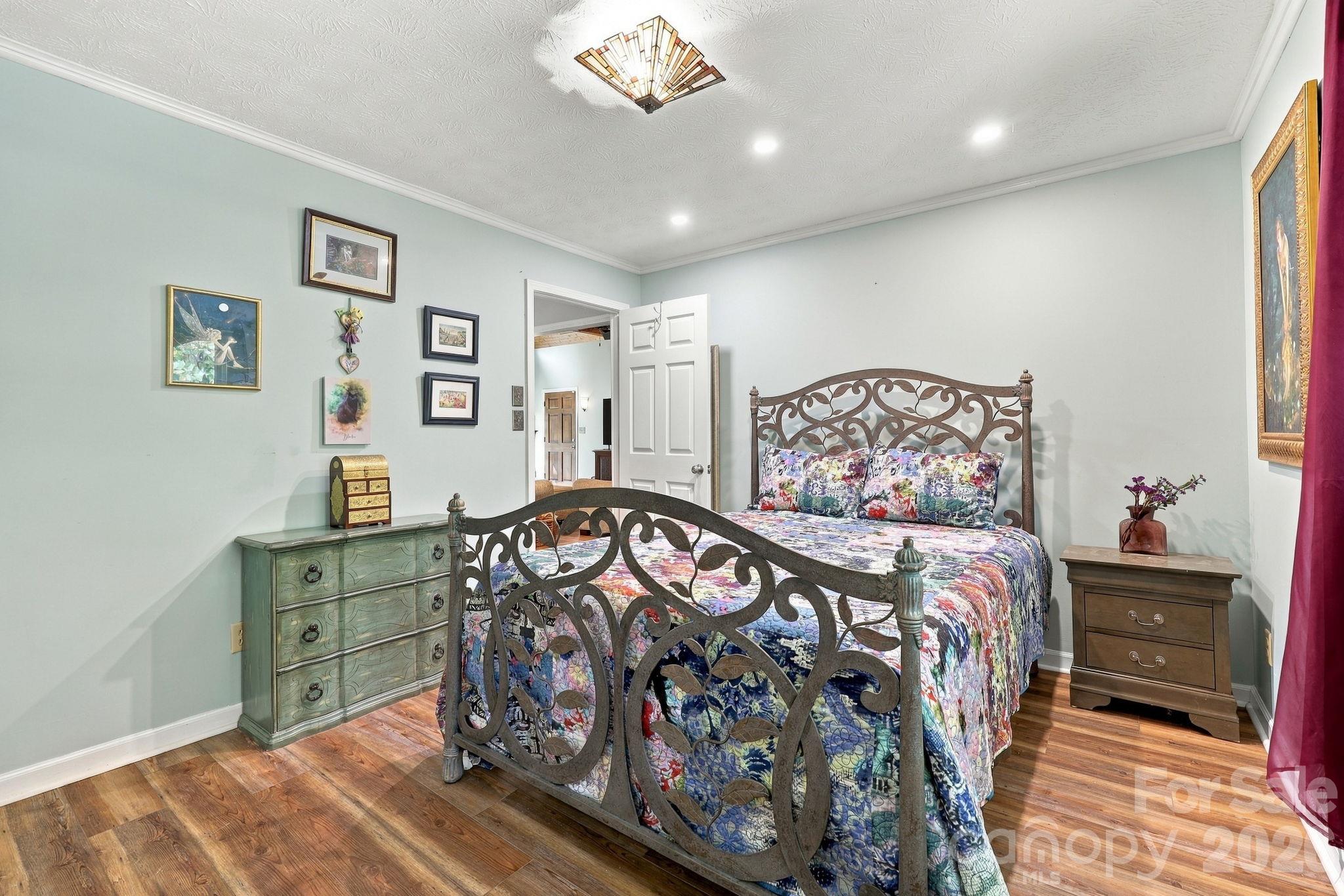 Single Family Residence at 14 Cambridge Drive, Candler, photo 31 of 47