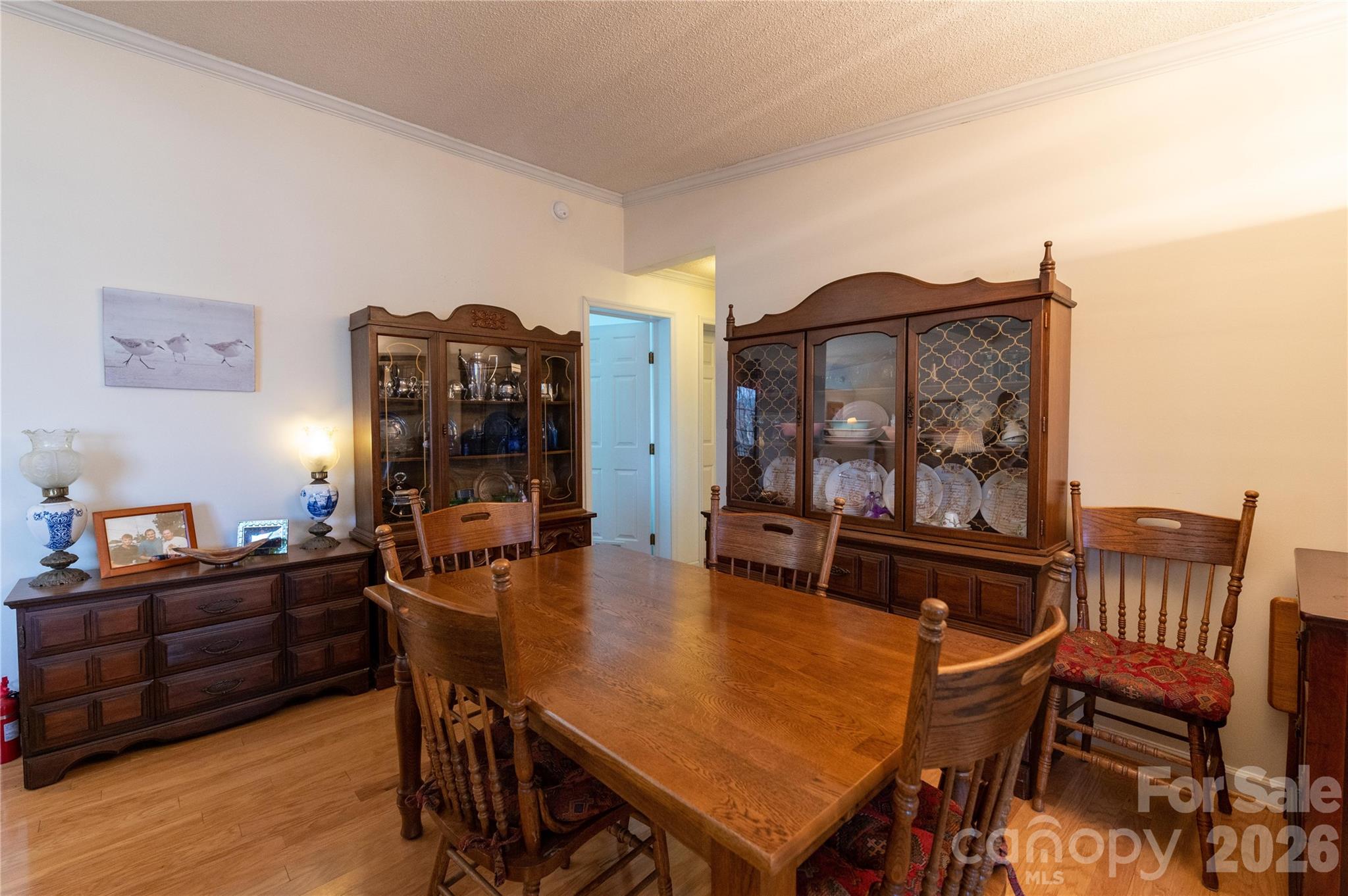 Single Family Residence at 120 Powderhorn Drive, Burnsville, photo 16 of 48