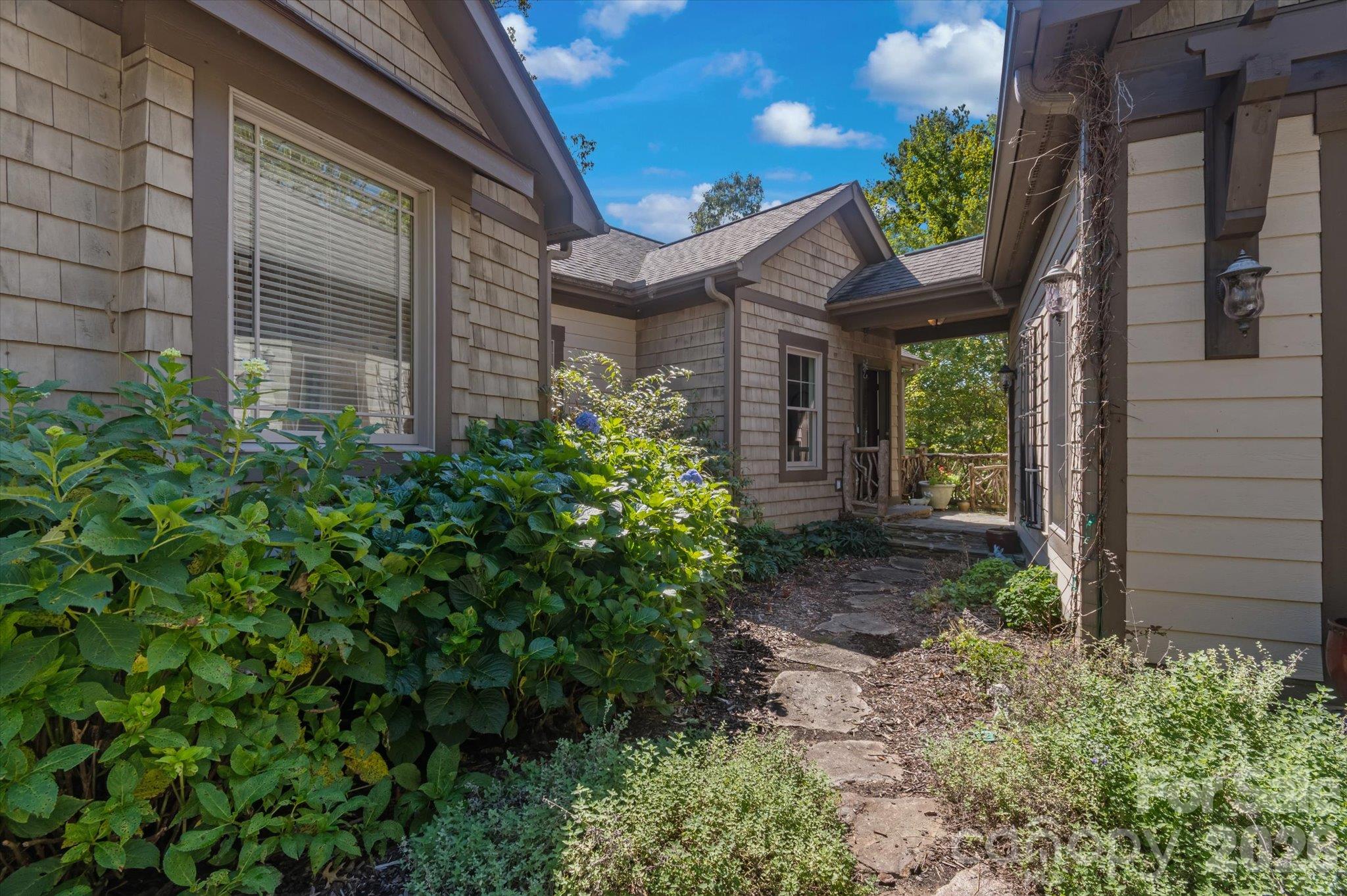 Single Family Residence at 44 Sunset Trace, Brevard, photo 4 of 42