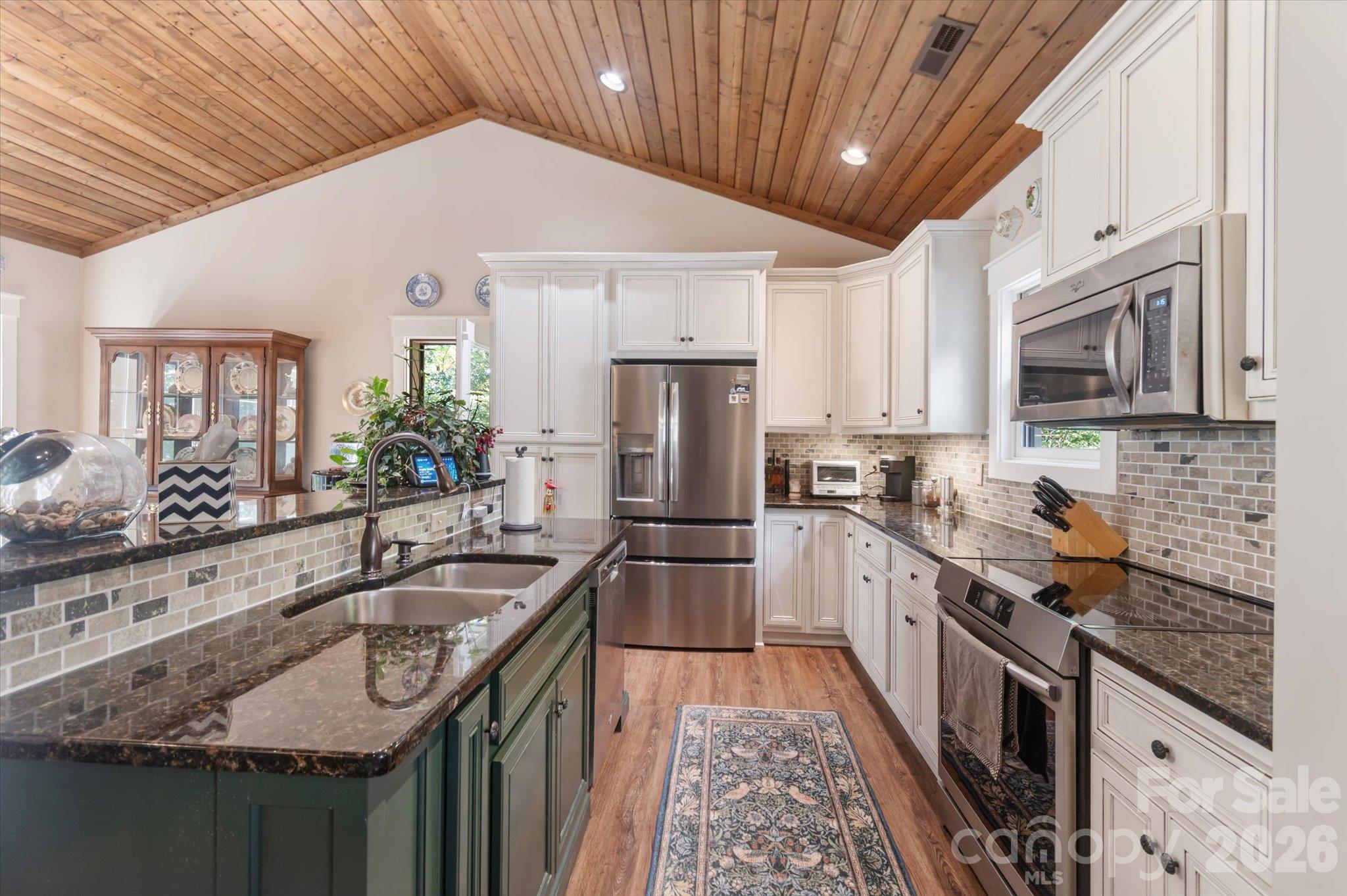 Single Family Residence at 44 Sunset Trace, Brevard, photo 14 of 42