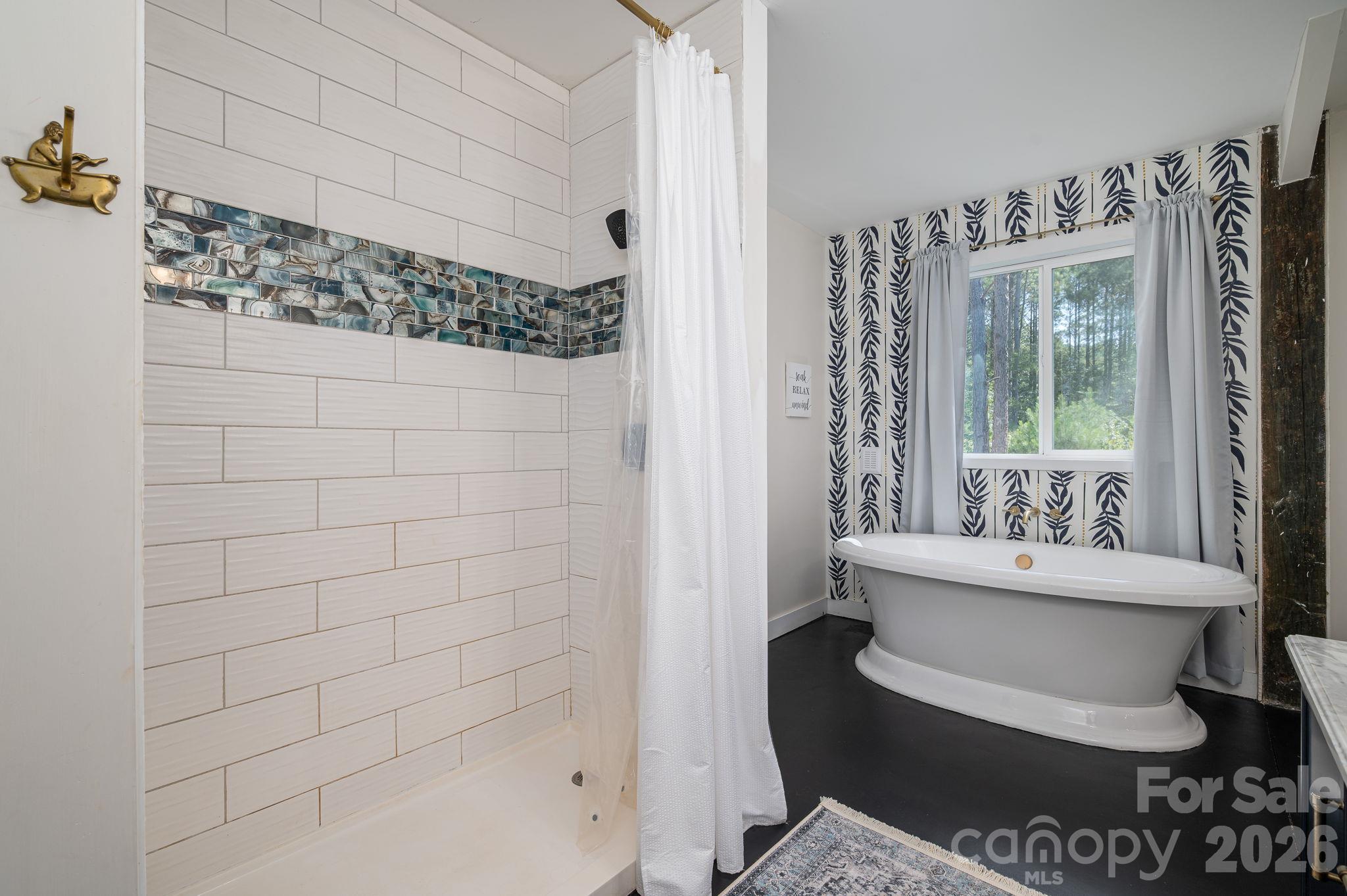Master Bath - 136 Sellers Road, Kings Mountain