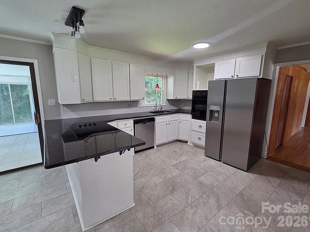 Single Family Residence at 3828 Stroupe Street, Morganton, photo 6 of 25