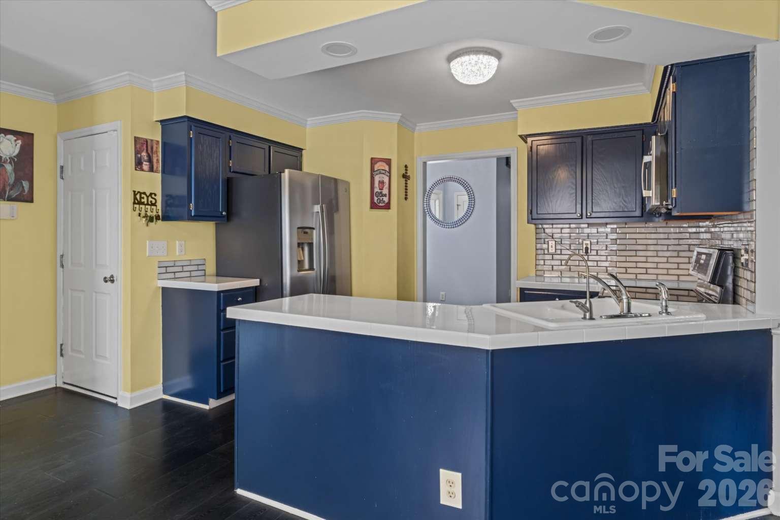 Single Family Residence at 5125 Old Plantation Circle, Winston Salem, photo 6 of 22