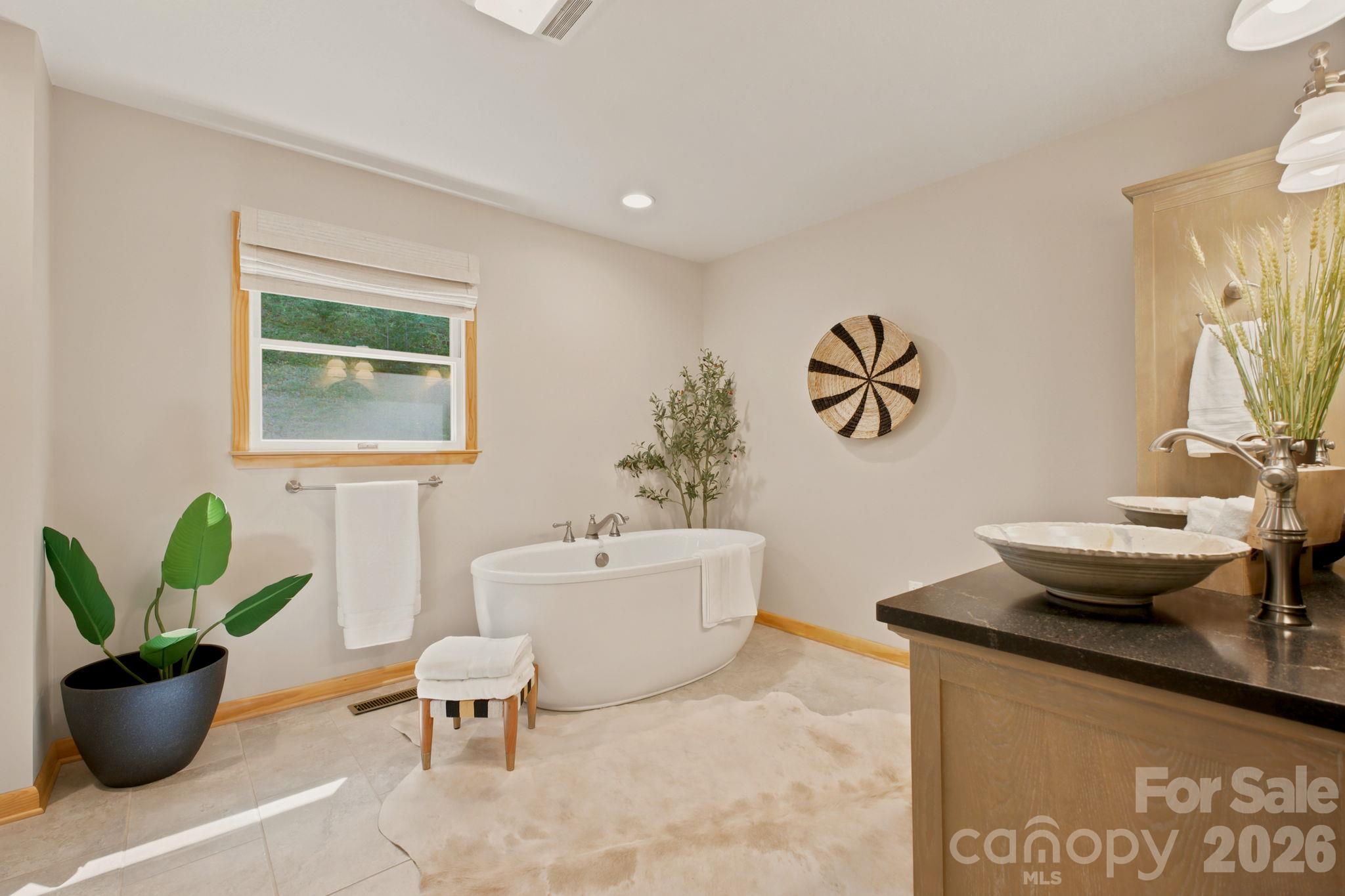 Single Family Residence at 2711 Rabbit Hop Road, Spruce Pine, photo 26 of 47