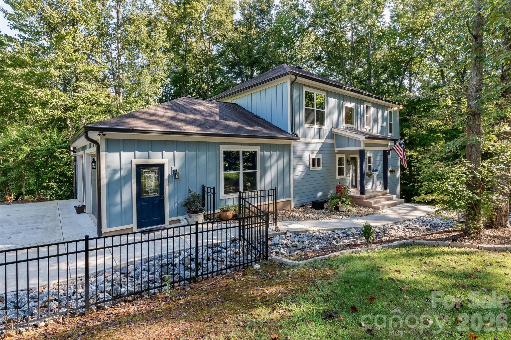 Single Family Residence at 122 Brookridge Lane, Mooresville, photo 39 of 47