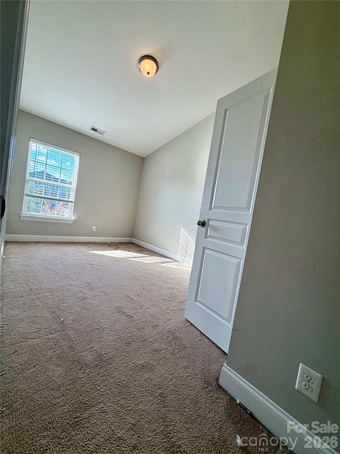 Townhouse at 375 Halton Crossing Drive SW, Concord, photo 7 of 11