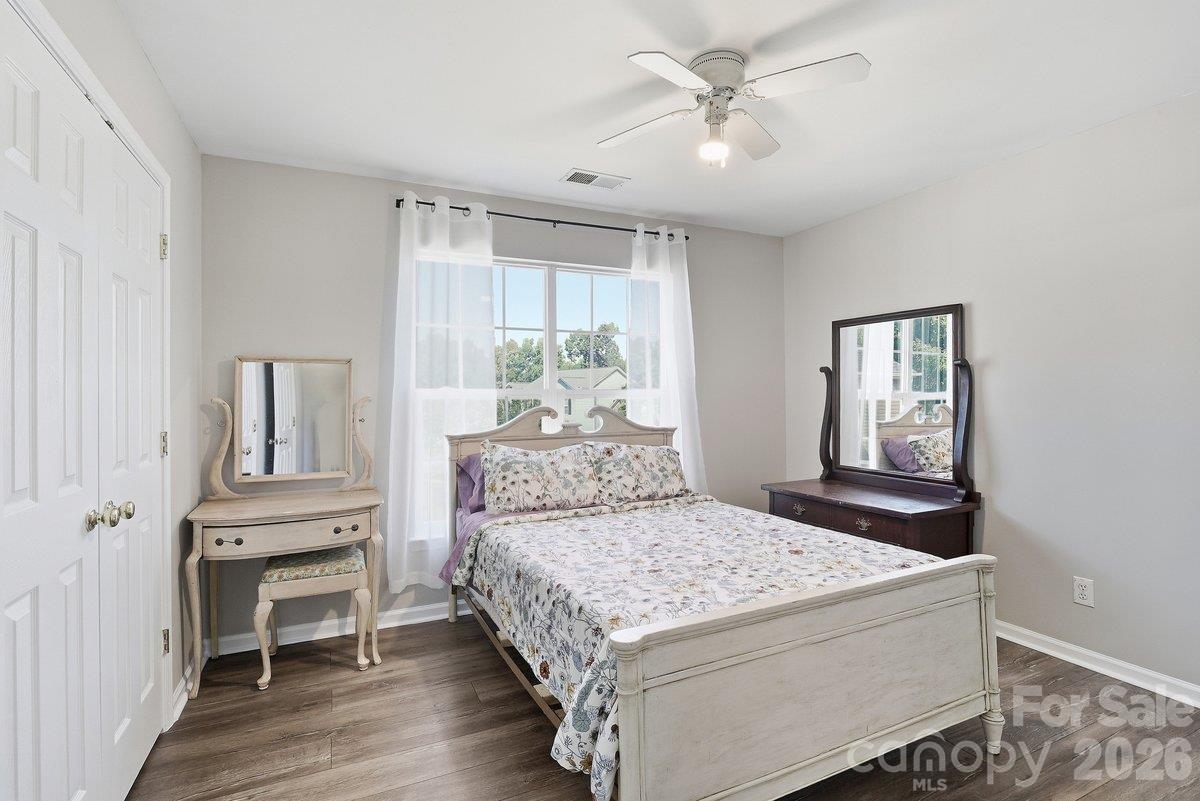Single Family Residence at 1008 Grayscroft Drive, Waxhaw, photo 24 of 48