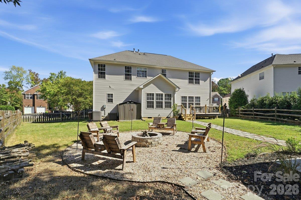 Single Family Residence at 1008 Grayscroft Drive, Waxhaw, photo 40 of 48