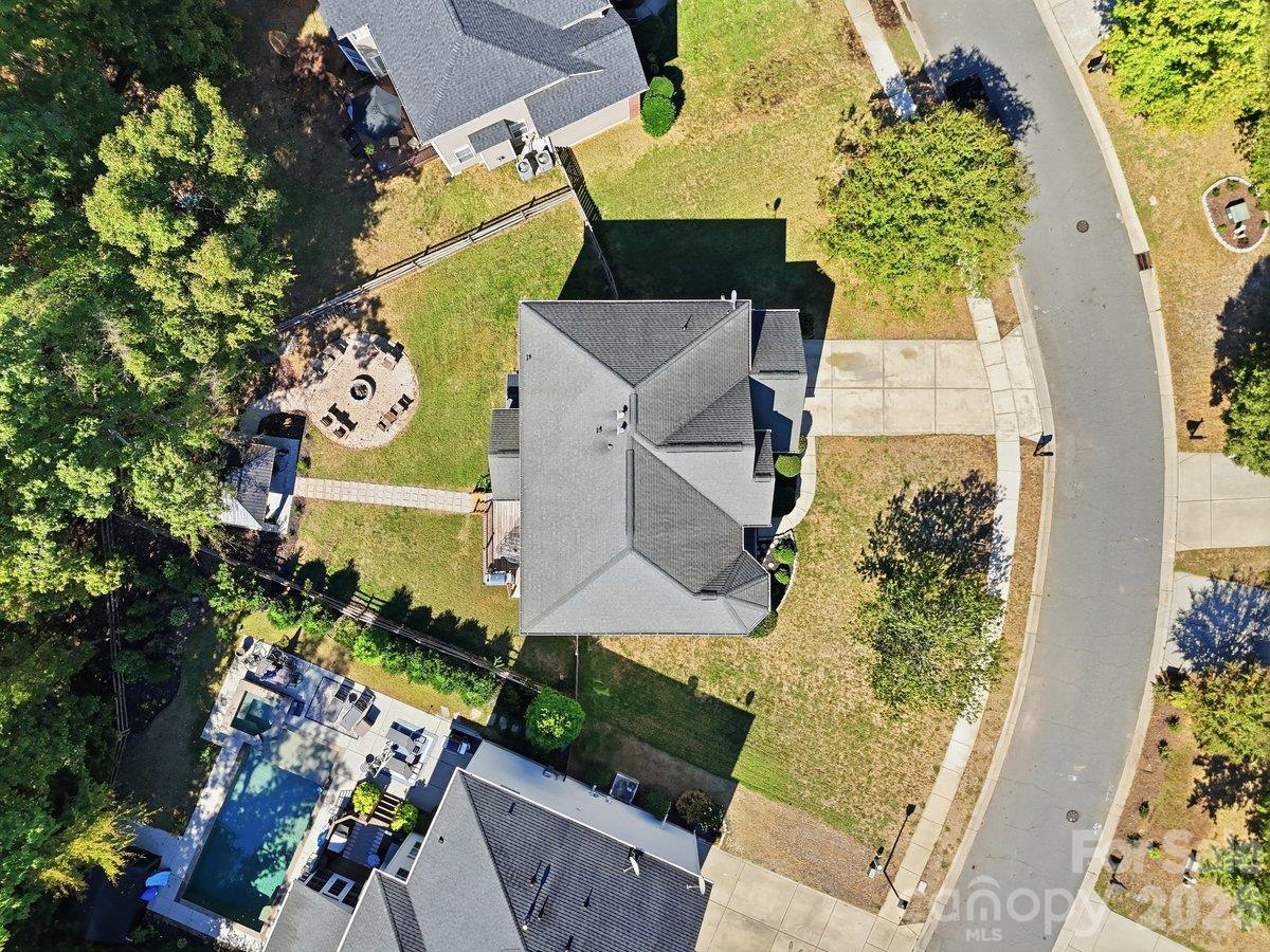 Single Family Residence at 1008 Grayscroft Drive, Waxhaw, photo 41 of 48