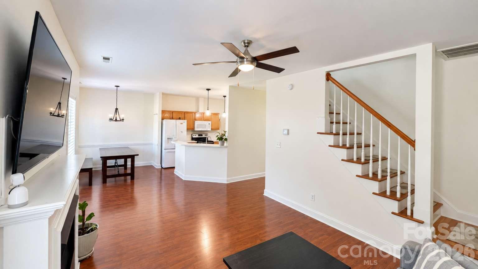 Single Family Residence at 2002 Hemby Commons Parkway, Indian Trail, photo 6 of 33