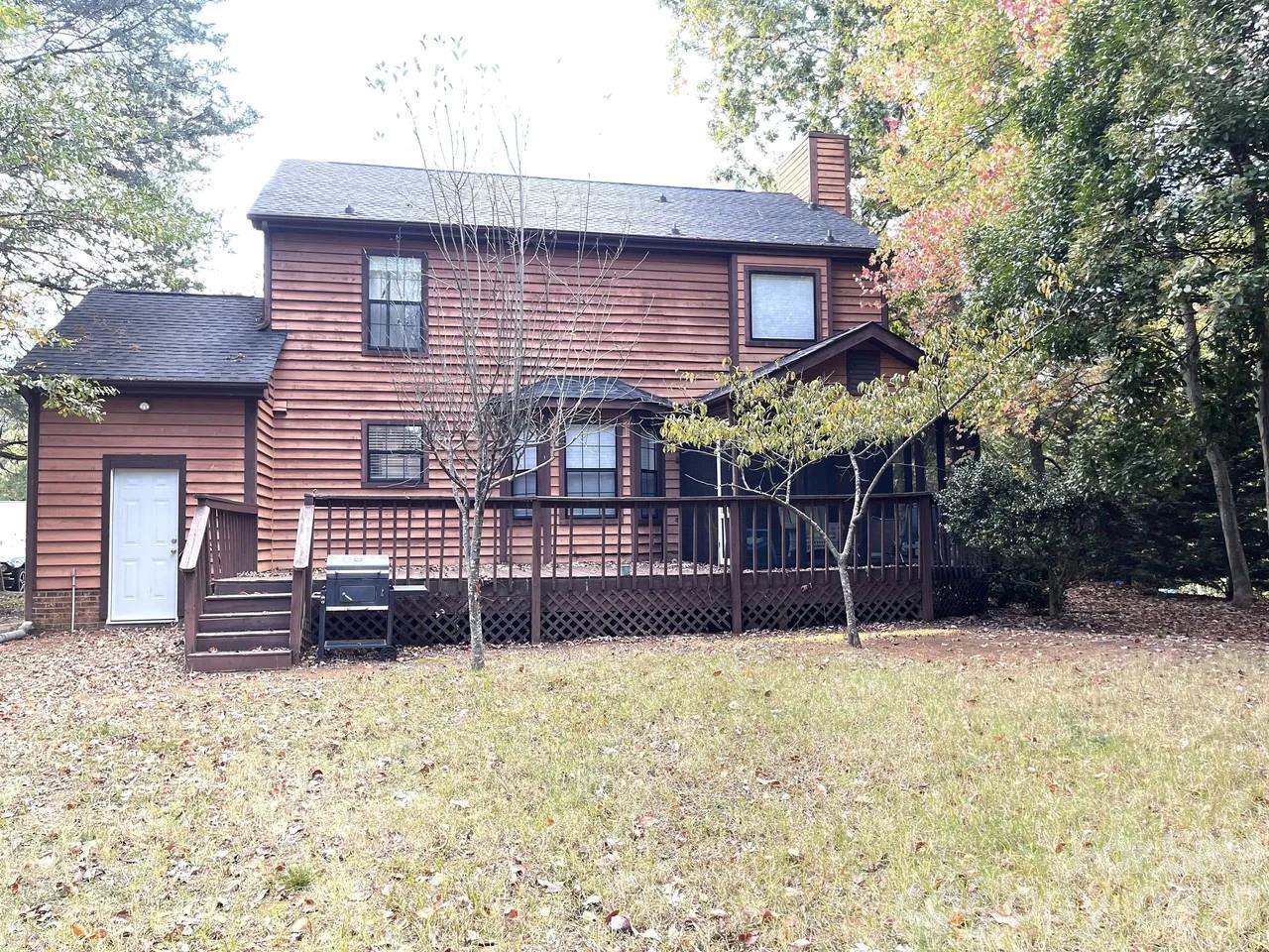 Single Family Residence at 7037 Cambridge Court, Tega Cay, photo 3 of 34