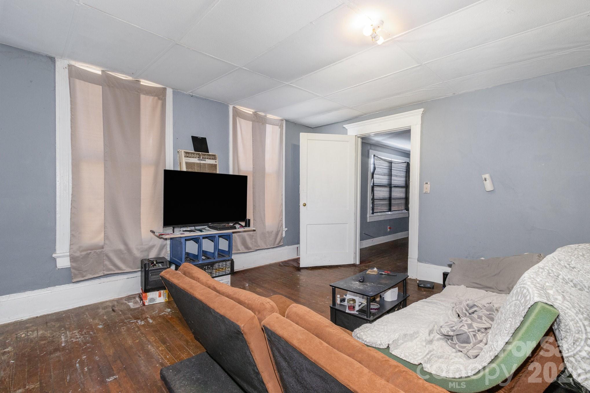 Fourplex at 616 N Mebane Street, Burlington, photo 7 of 47