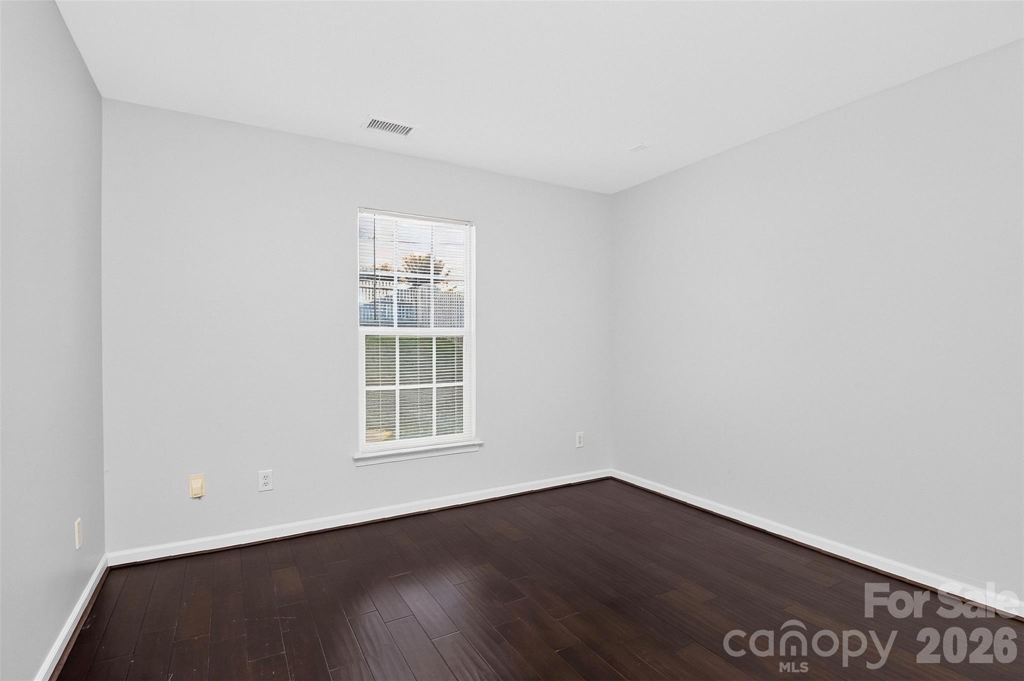 Single Family Residence at 1713 Summit Ridge Lane, Kannapolis, photo 8 of 30