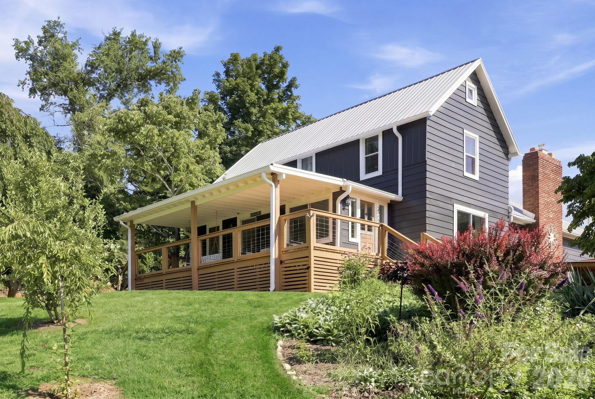 Single Family Residence at 2252 Riceville Road, Asheville, photo 2 of 46