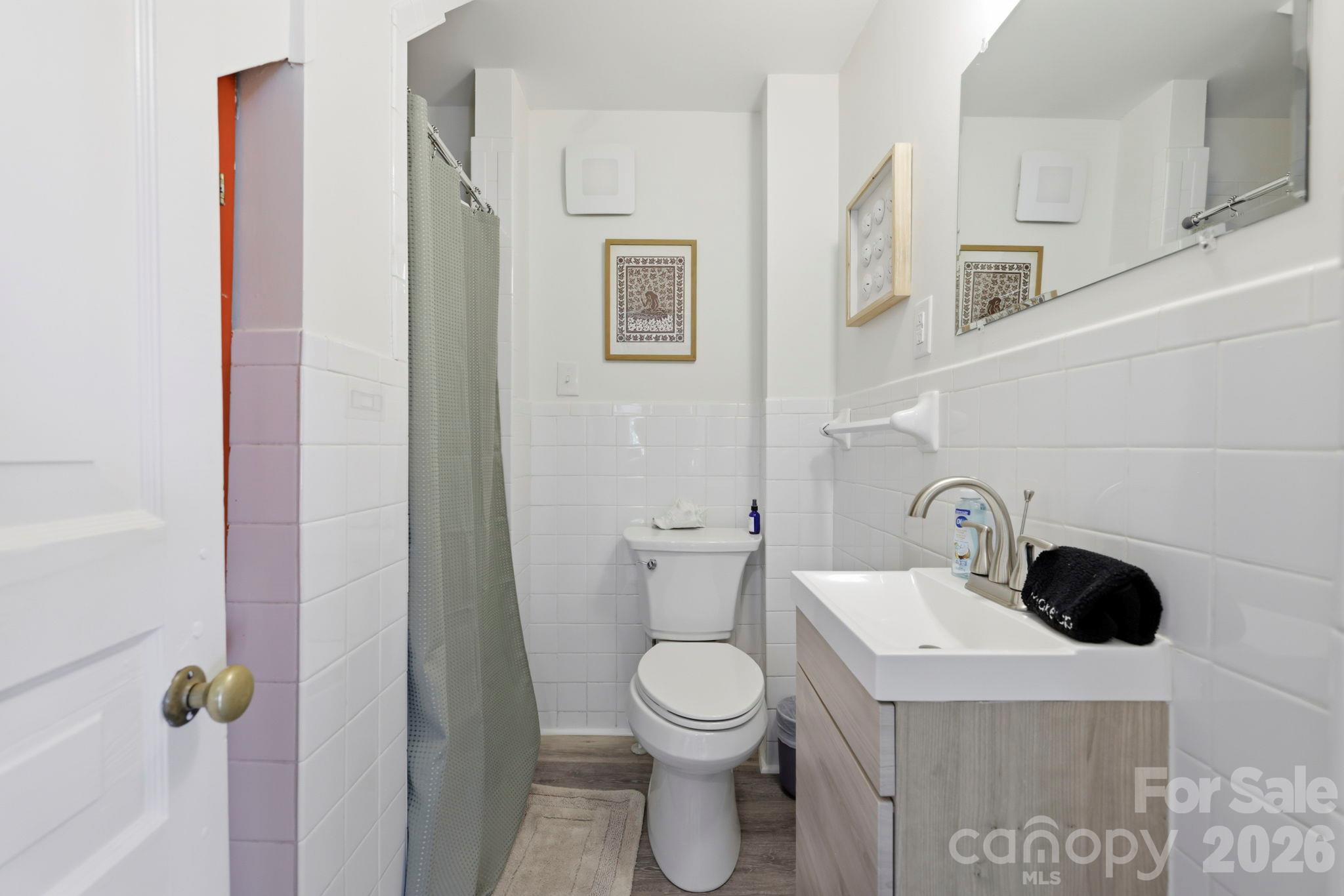 Second full bathroom on Main Floor - 2252 Riceville Road, Asheville