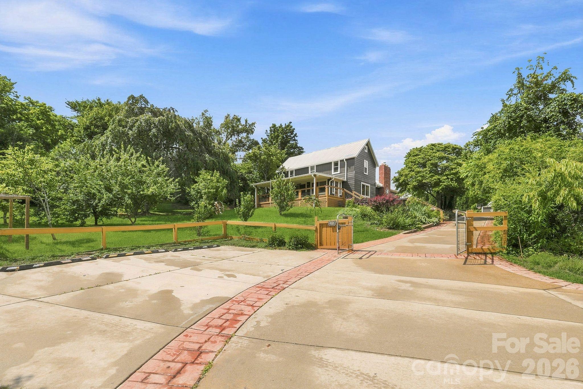 Substantial guest parking and fully fenced property - 2252 Riceville Road, Asheville