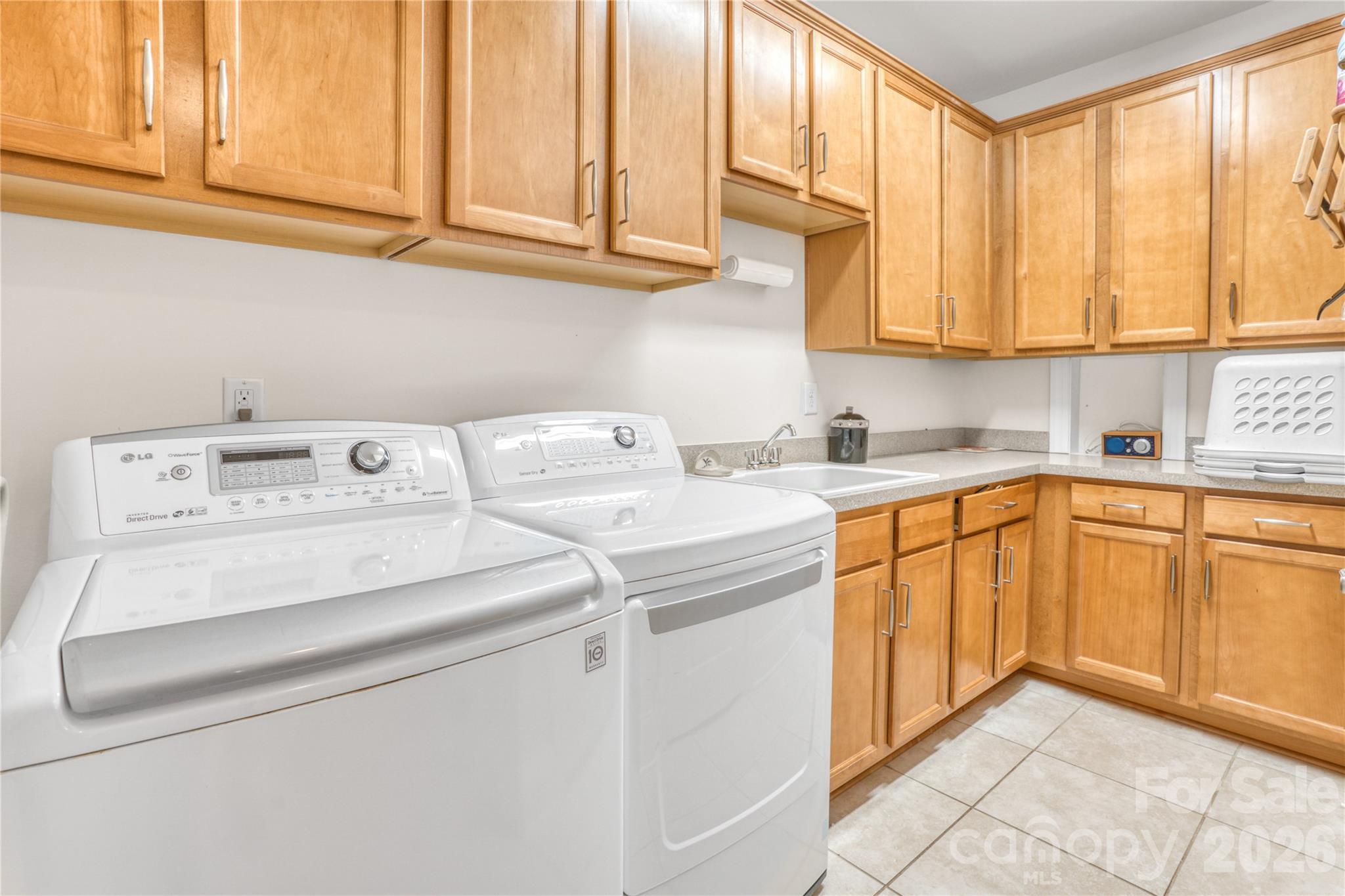 Single Family Residence at 12910 Meetinghouse Drive, Cornelius, photo 18 of 25
