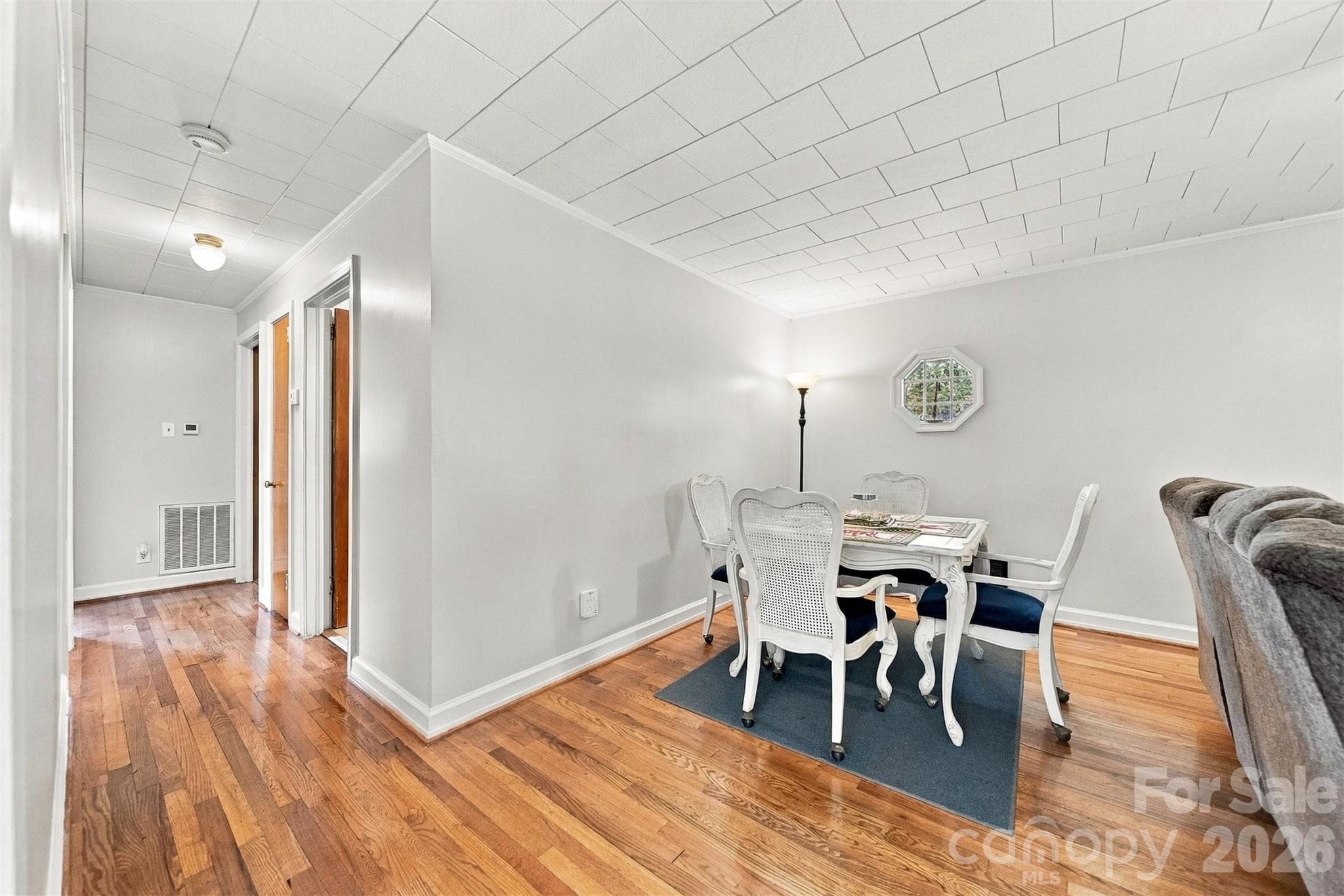 Single Family Residence at 605 Lincoln Lane SW, Lenoir, photo 11 of 45