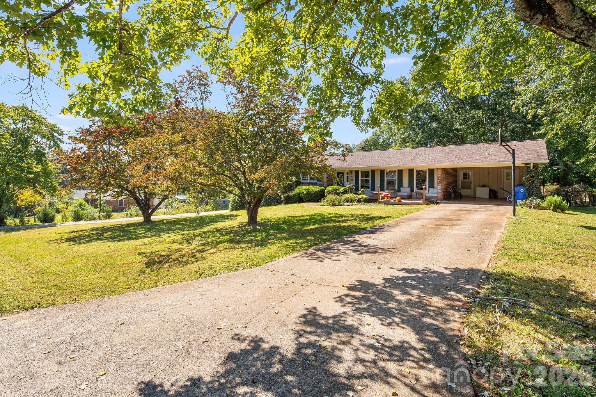 Single Family Residence at 147 Ridgeland Drive, Rutherfordton, photo 13 of 28