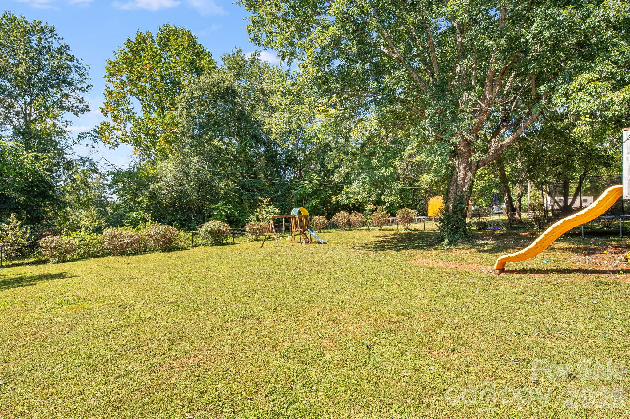 Single Family Residence at 147 Ridgeland Drive, Rutherfordton, photo 25 of 28
