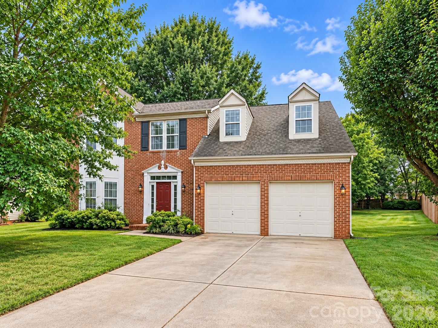 Single Family Residence at 4153 Griswell Drive NW, Concord, photo 2 of 28