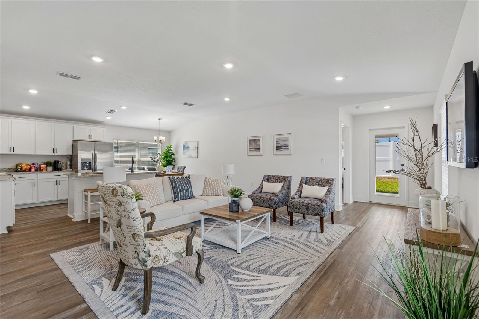 Single Family Residence at 9423 HIGHLAND HILLS DR ST, HUDSON, photo 6 of 26
