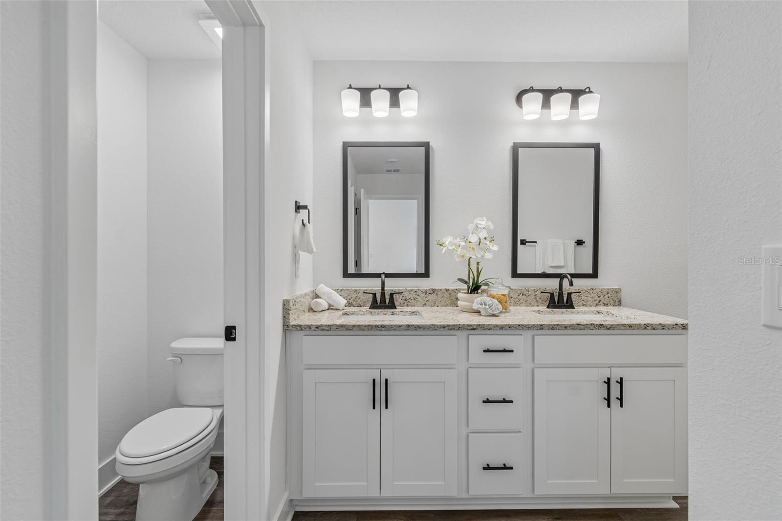 Single Family Residence at 9423 HIGHLAND HILLS DR ST, HUDSON, photo 15 of 26