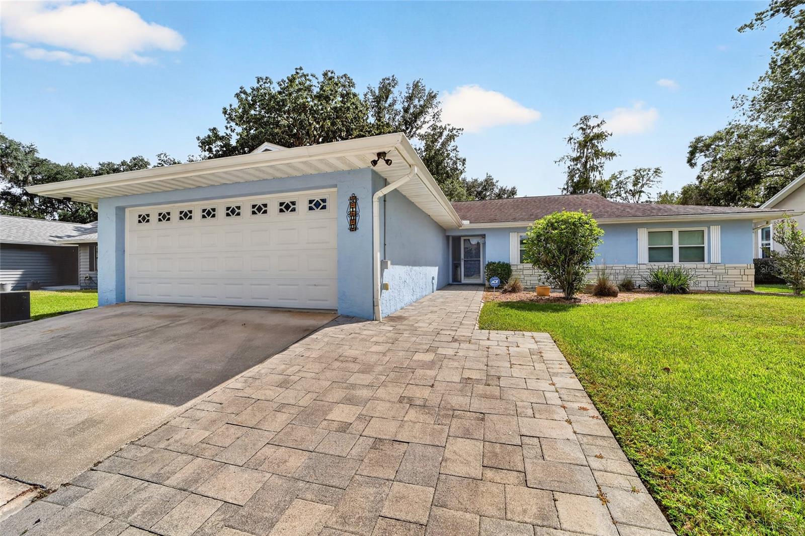 8100 NW 48TH LN