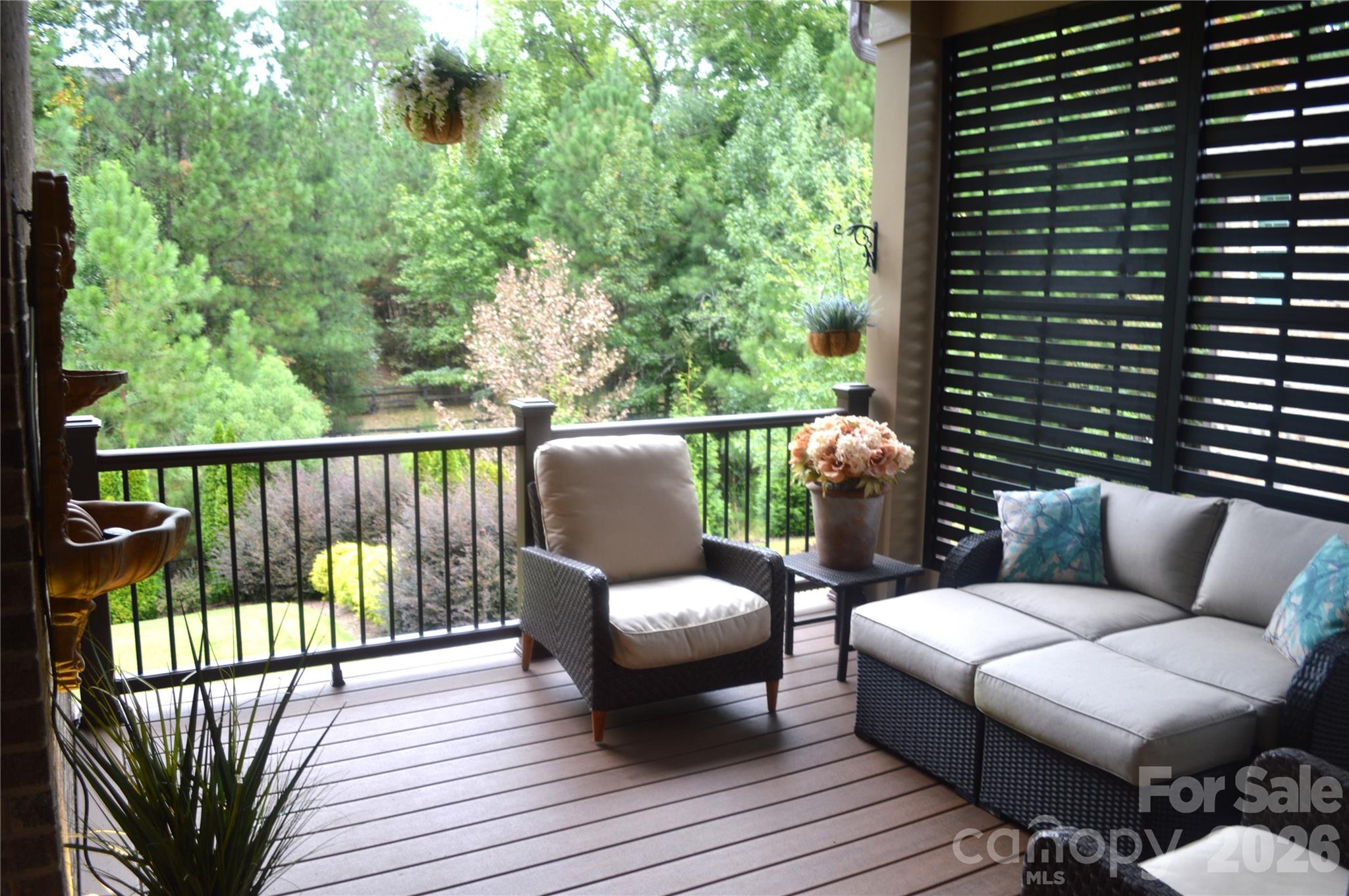 Single Family Residence at 17810 Pawleys Plantation Lane, Charlotte, photo 16 of 48