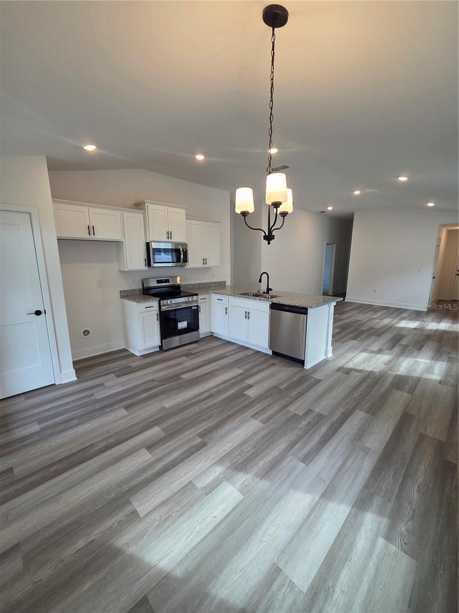 Single Family Residence at 9443 HIGHLAND HILLS DR ST, HUDSON, photo 22 of 25