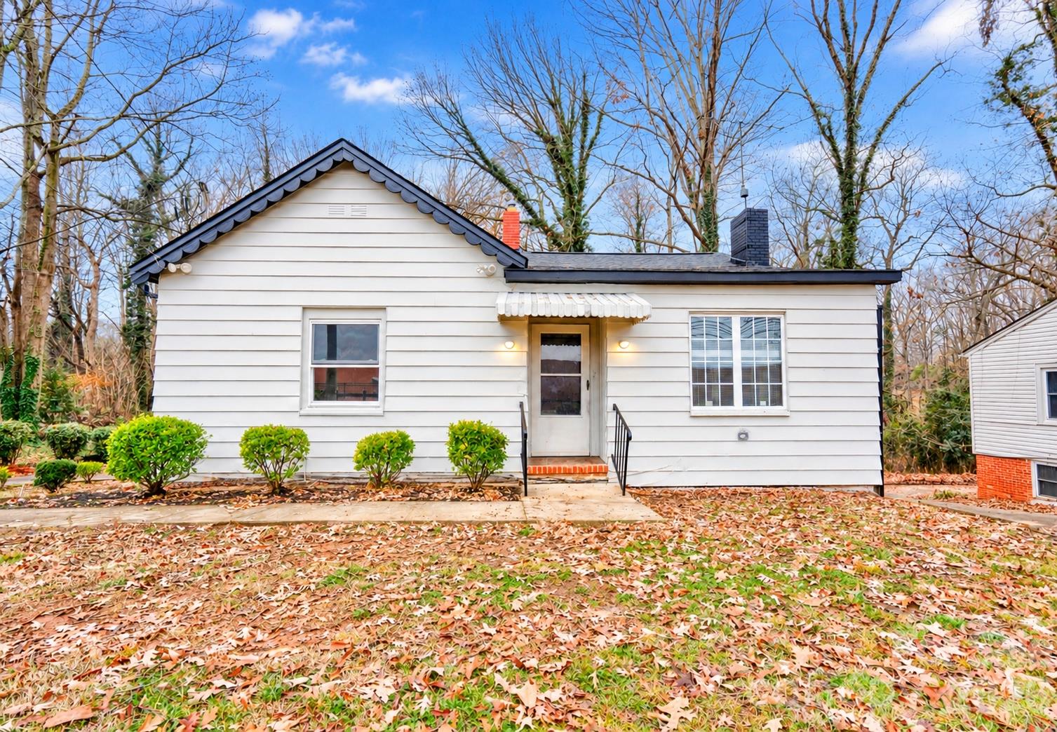 704 Earl Road