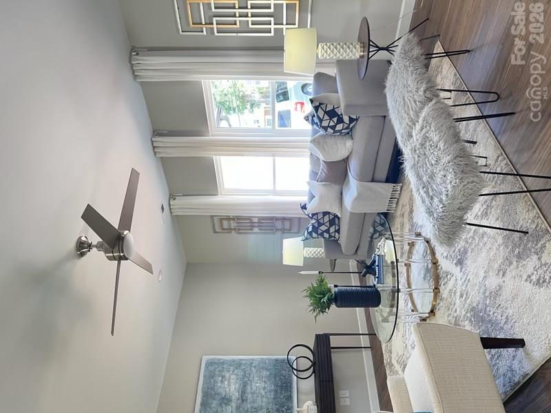 Single Family Residence at 315 Huntsmoor Drive, Charlotte, photo 6 of 10