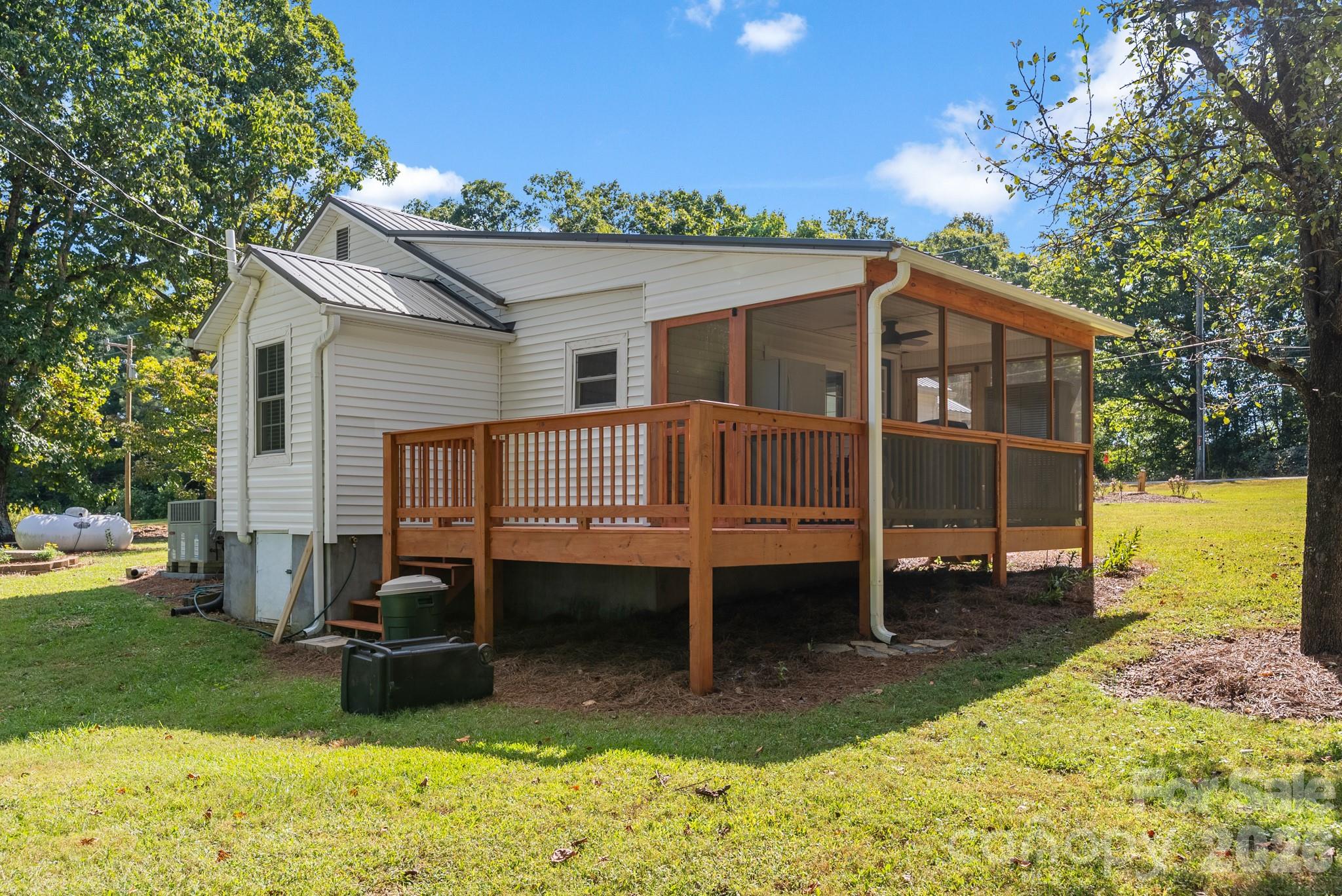 Single Family Residence at 2084 Thurmond Road, Thurmond, photo 2 of 35