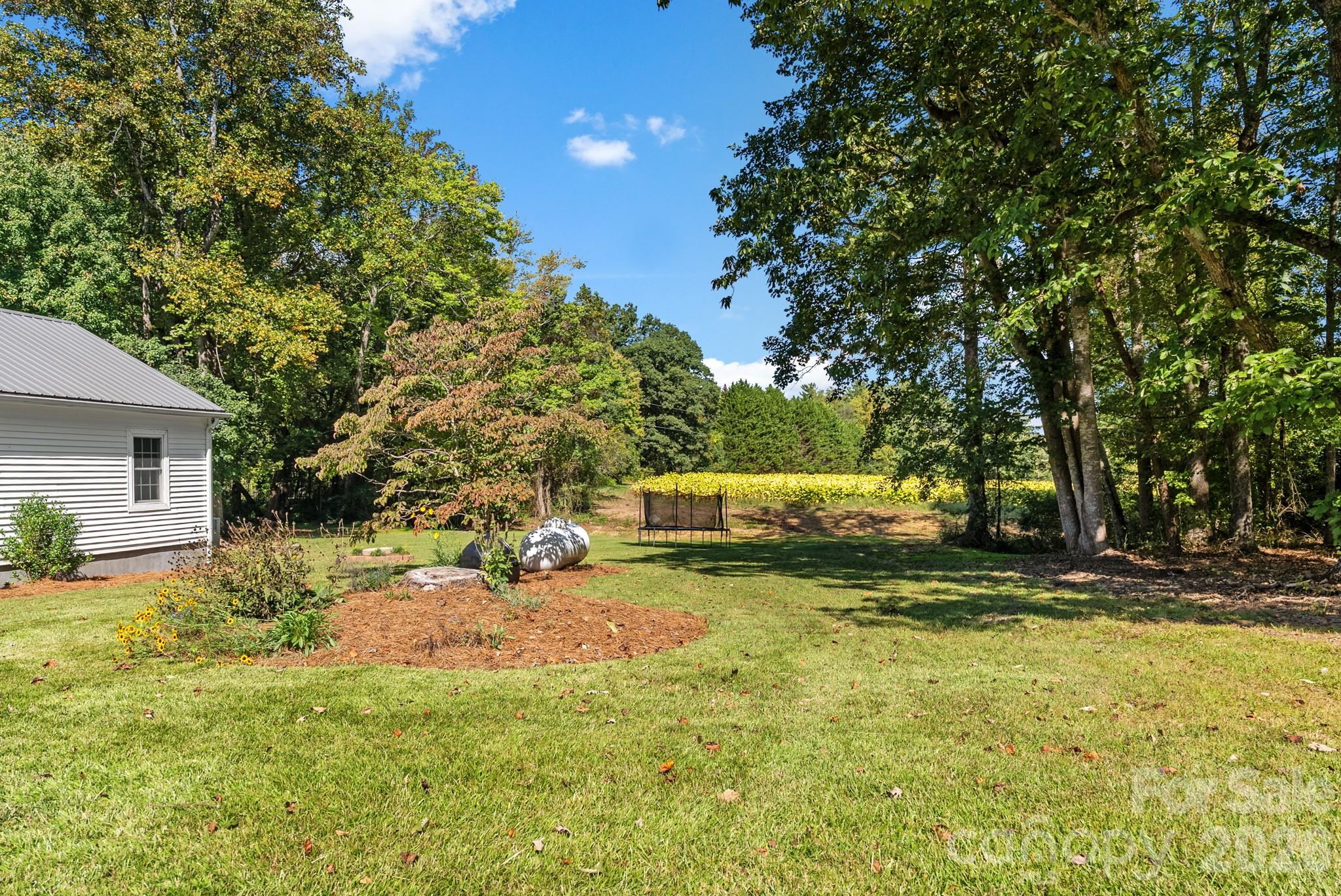 Single Family Residence at 2084 Thurmond Road, Thurmond, photo 16 of 35
