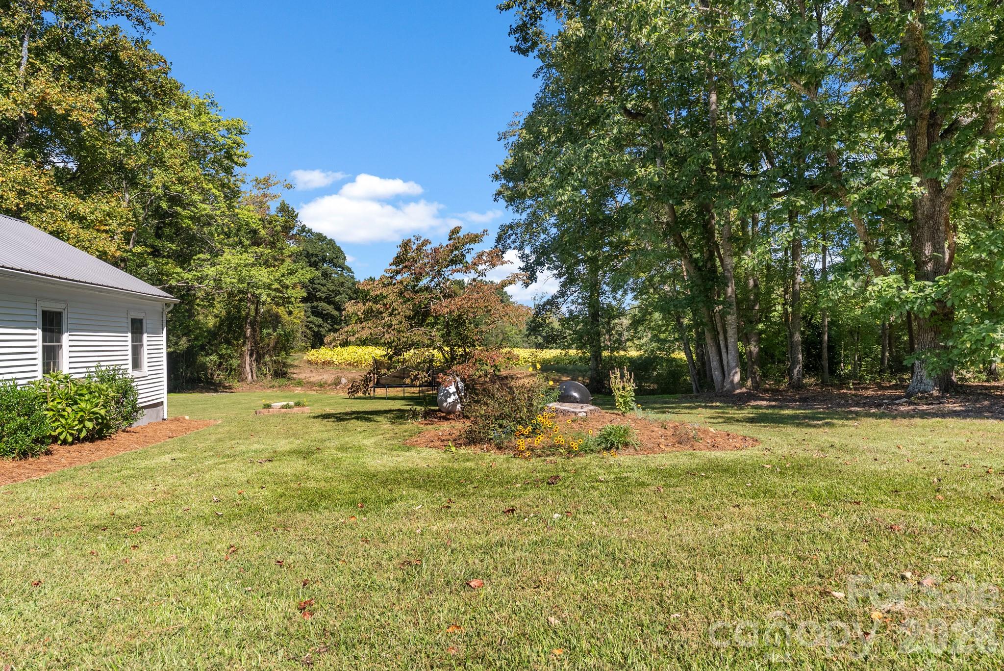Single Family Residence at 2084 Thurmond Road, Thurmond, photo 18 of 35