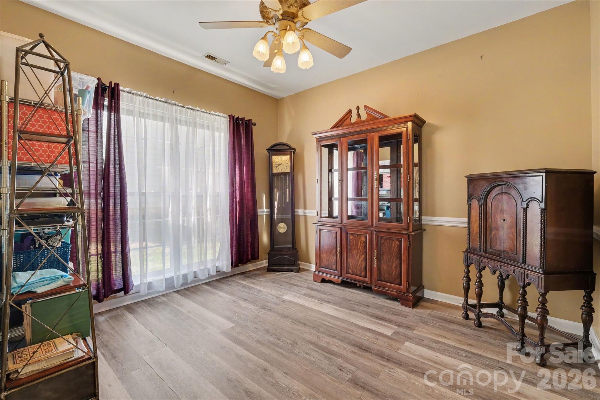 Single Family Residence at 114 S Audubon Avenue, Mooresville, photo 26 of 47
