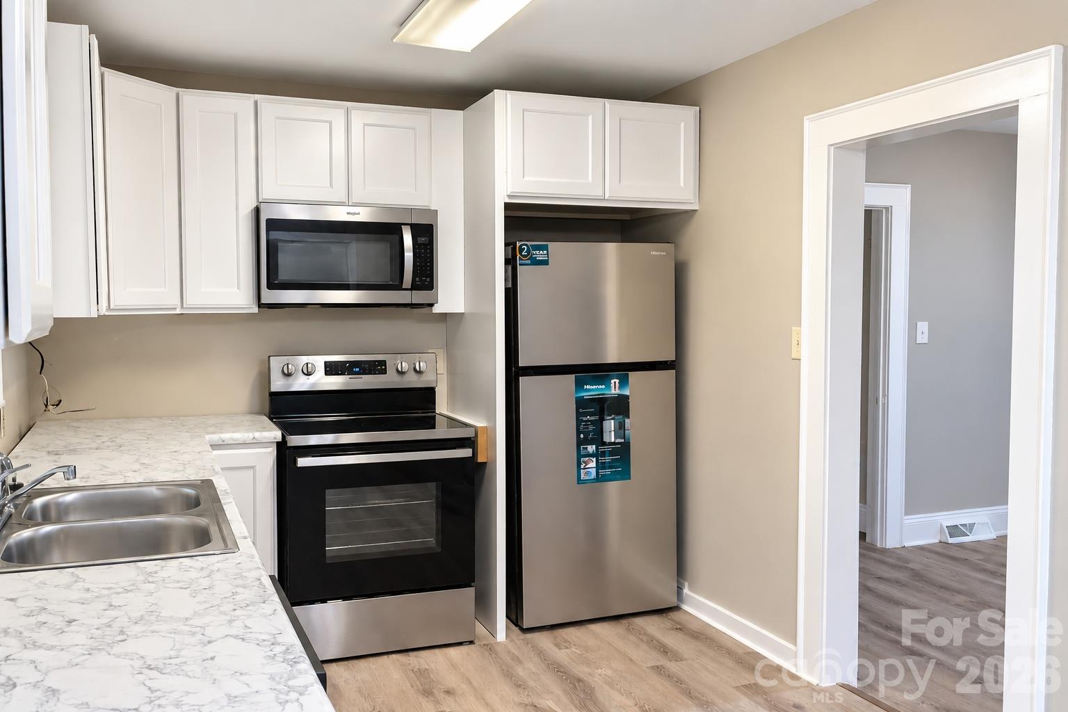 Single Family Residence at 704 Earl Road, Shelby, photo 6 of 23