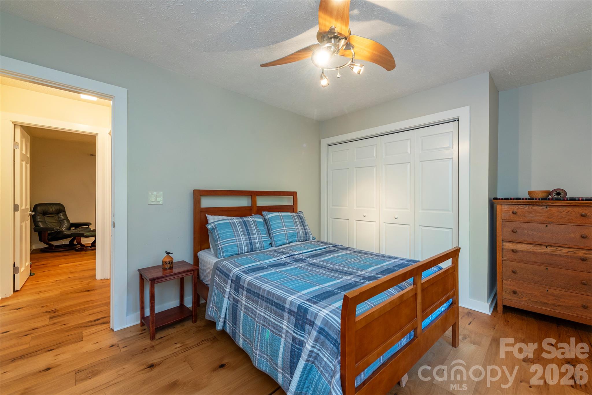 Single Family Residence at 190 Ridgeview Drive, Hendersonville, photo 27 of 44