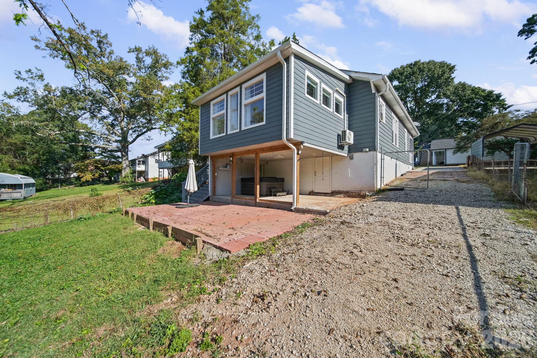 Single Family Residence at 275 Rose Avenue, China Grove, photo 18 of 20