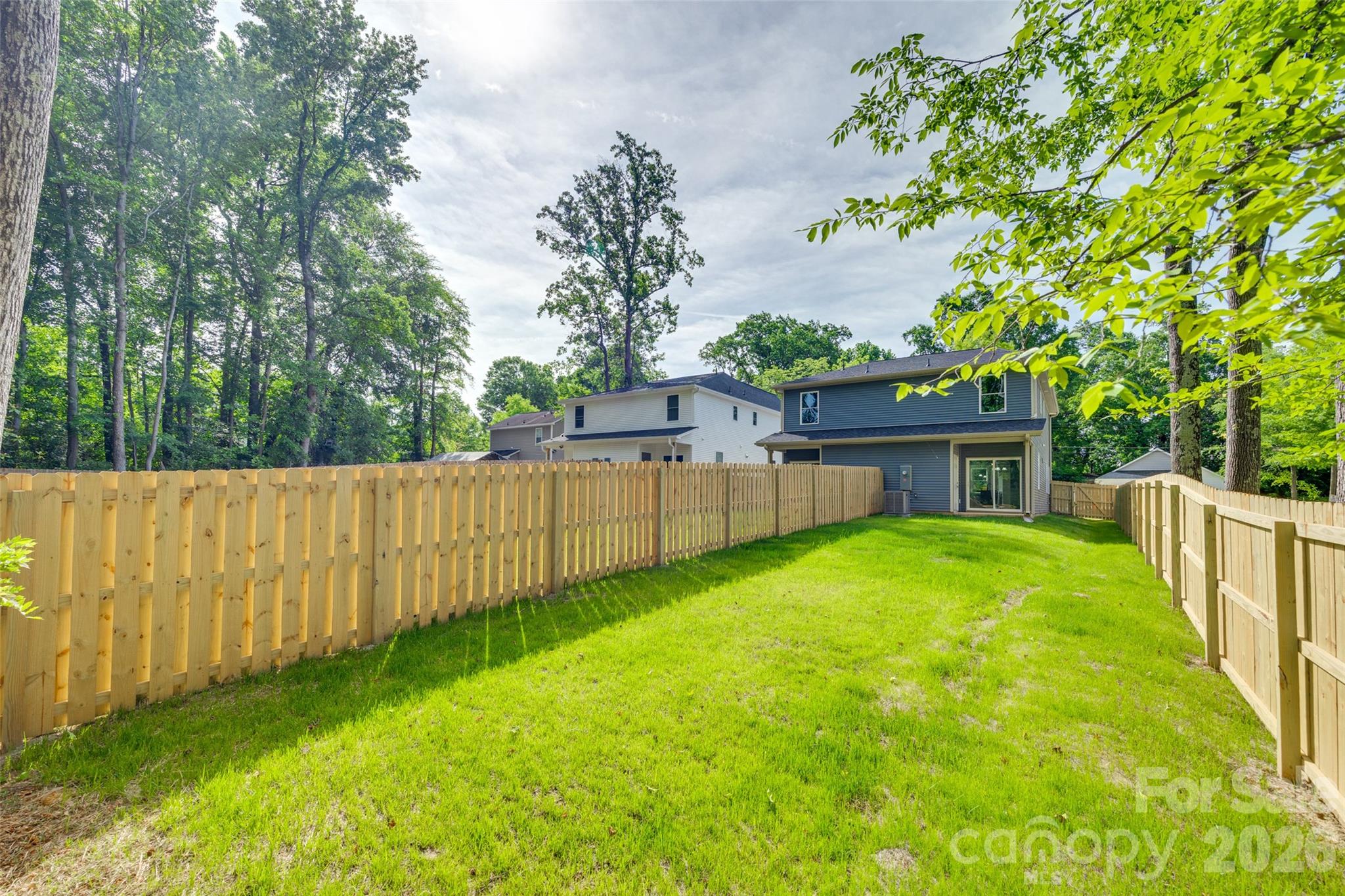 Duplex at 500 Dawn Circle, Charlotte, photo 20 of 22