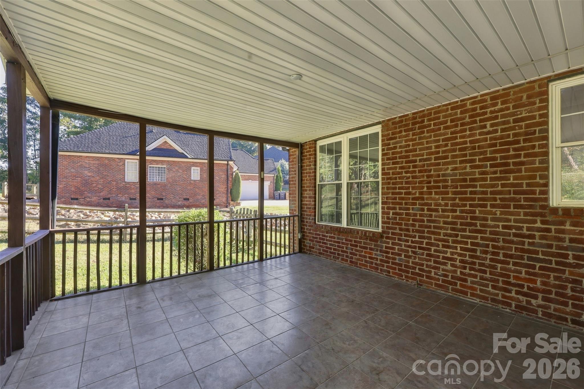 Single Family Residence at 172 Honeysuckle Creek Loop, Mooresville, photo 32 of 40