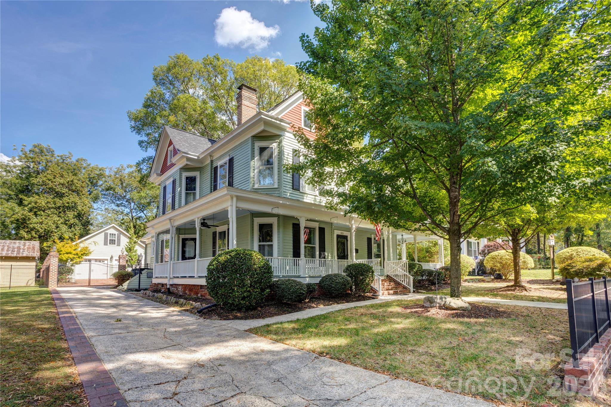 30 Georgia Street NW