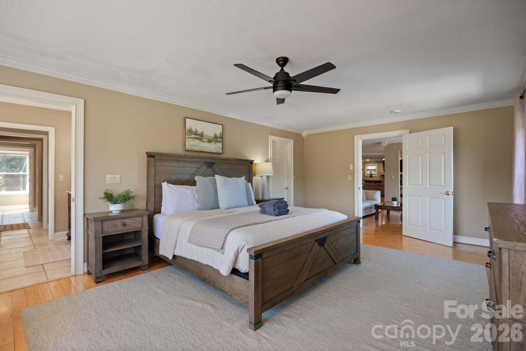 Single Family Residence at 422 Crooked Creek Road, Hendersonville, photo 35 of 48
