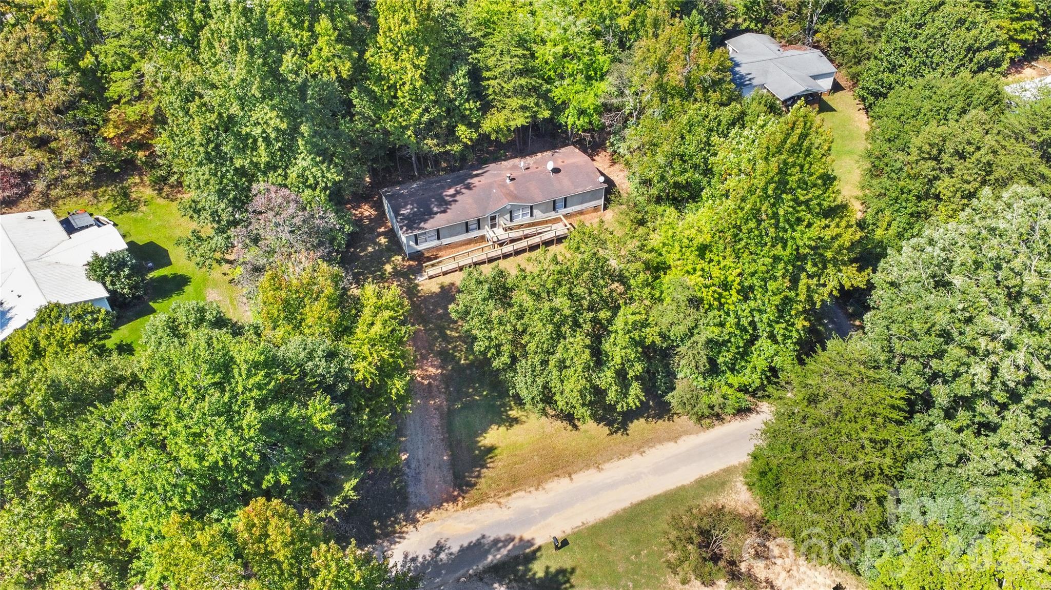 Single Family Residence at 3285 Falcon Ridge Road, Maiden, photo 2 of 32